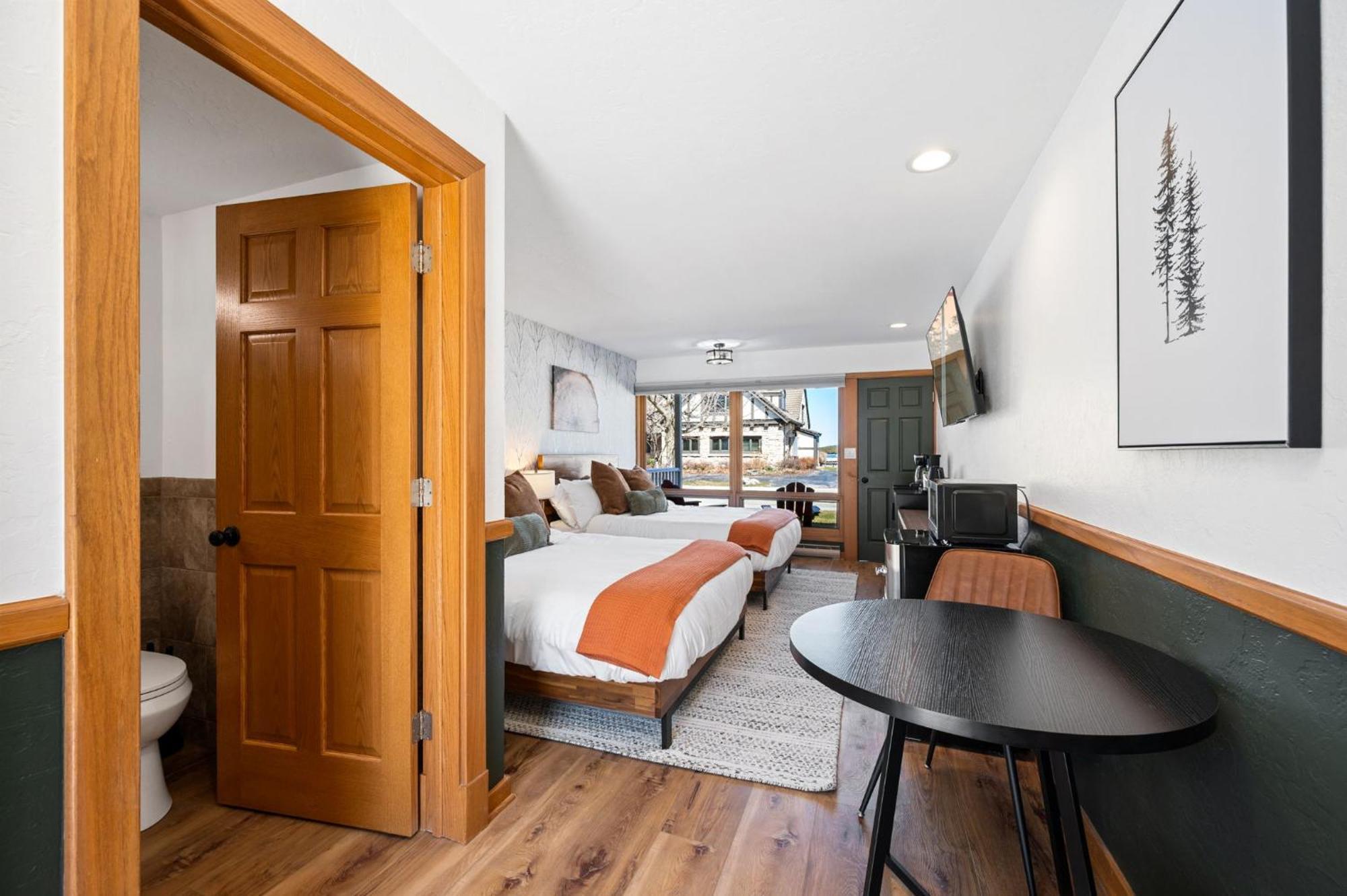 Spruce & Shore Motel Fish Creek Ngoại thất bức ảnh